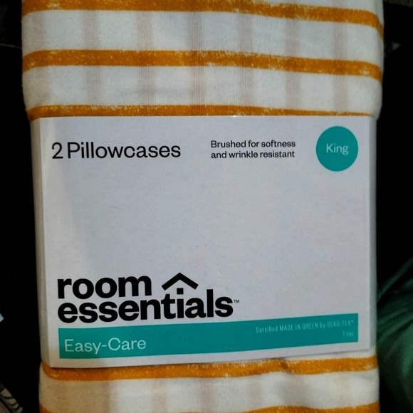 Room Essentials Other - 2 Pillowcases KING